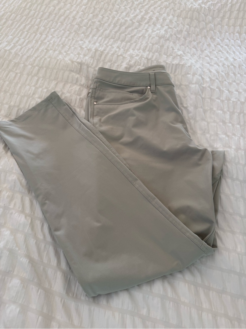 Lululemon Men's Casual Straight-Leg Pants in Light khaki -EUC 34 x 34